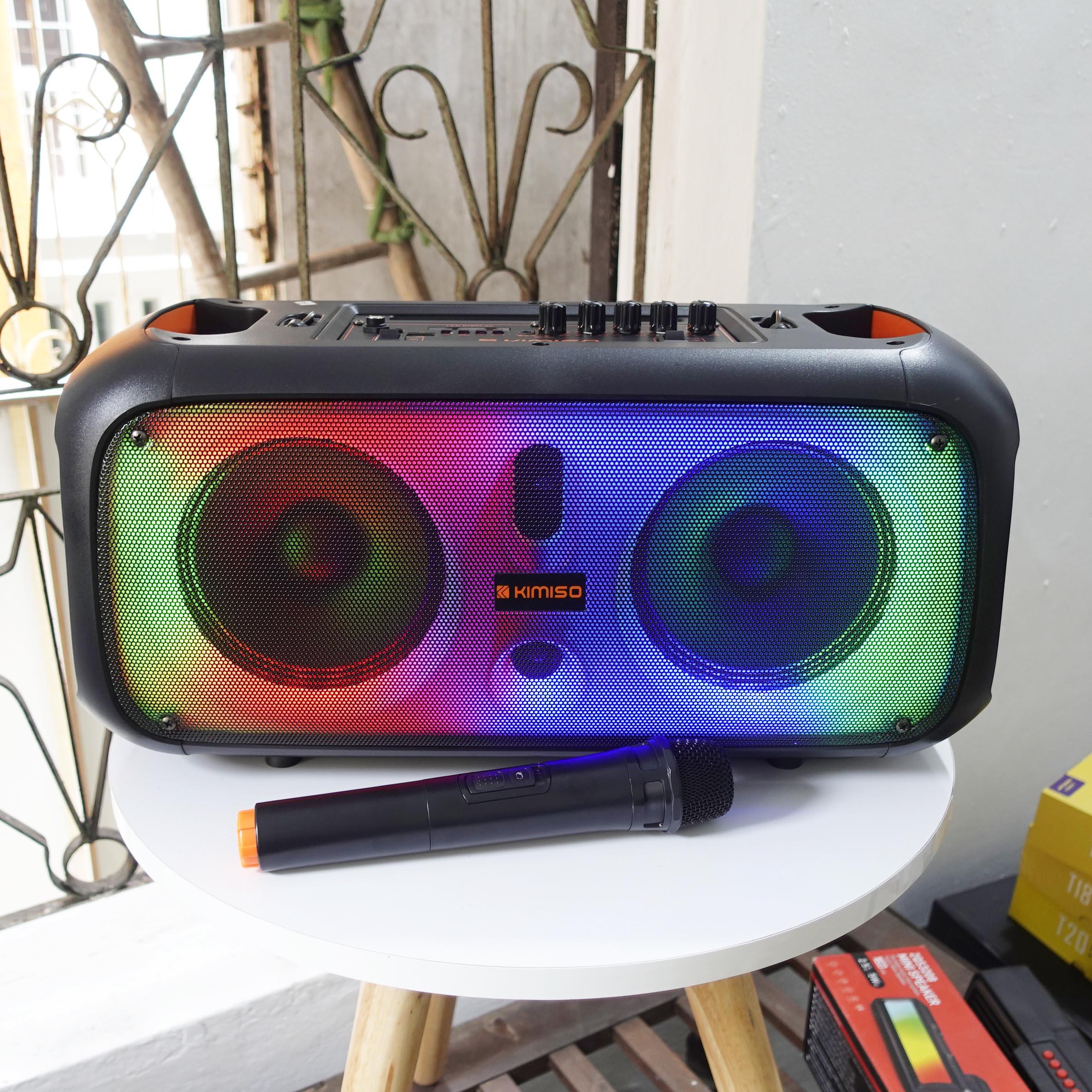 Loa Bluetooth Karaoke KIMISO QS-4216 LED (Bass đôi 16cm, kèm 1 Micro không dây)